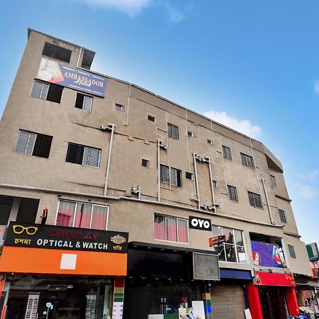Super Hotel O Royal Empire Колката Екстериор снимка