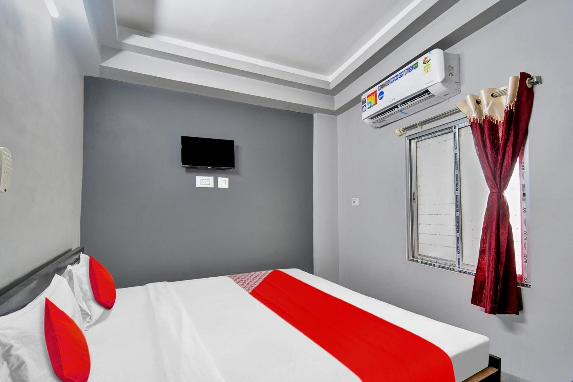 Super Hotel O Royal Empire Колката Екстериор снимка